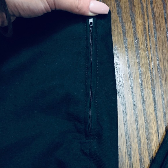 H&M ankle length pants - Picture 2 of 4